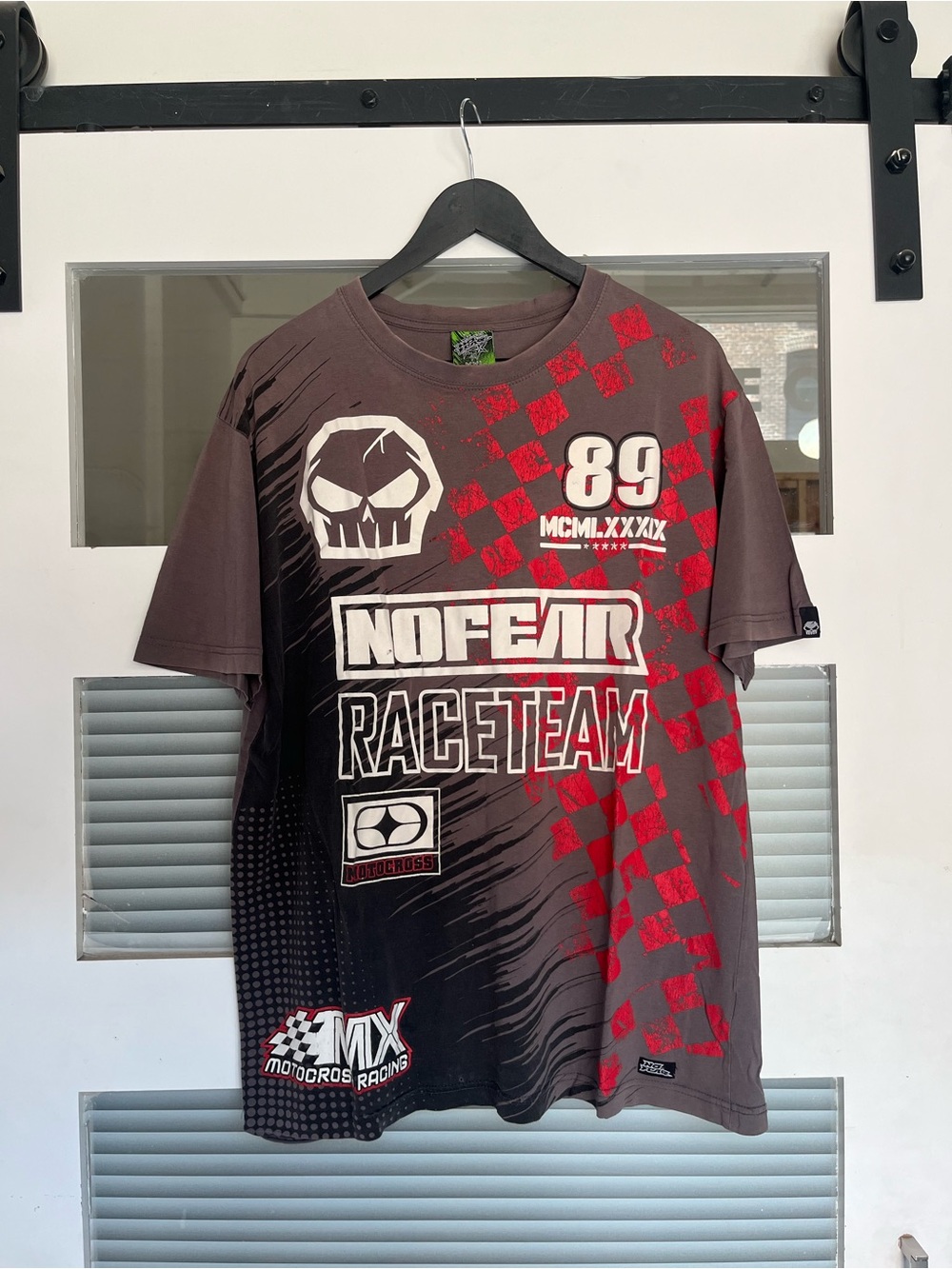 NoFear Men's Short Sleeve Raceteam Graphic Tee in Gray with Red